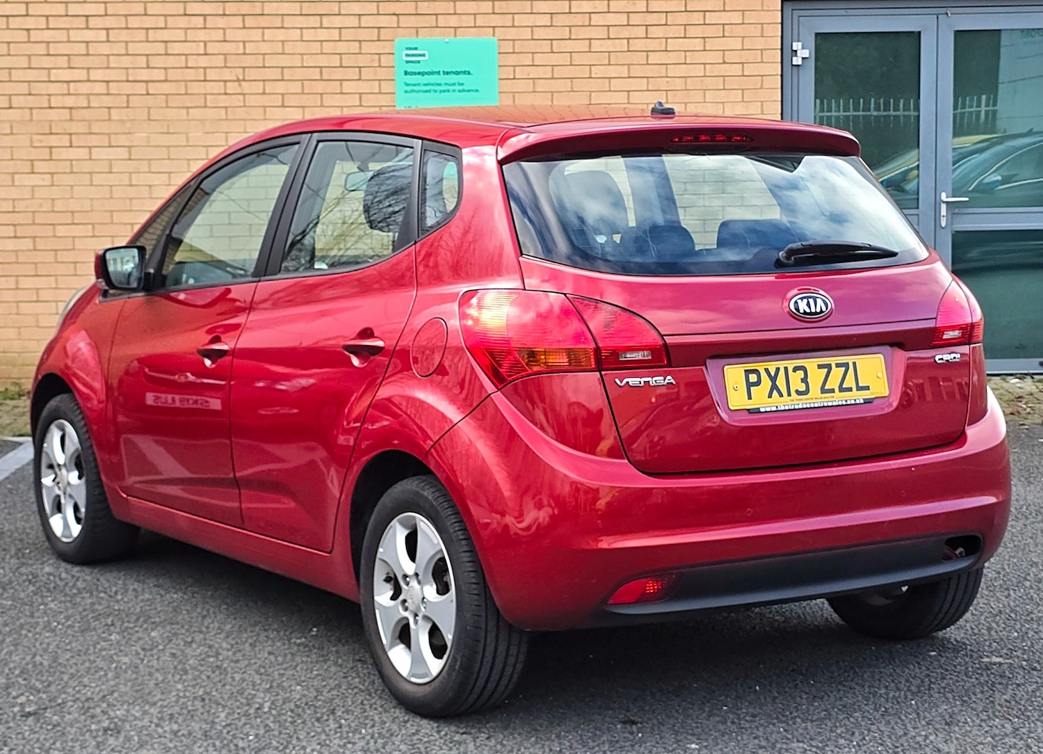 Used Kia Venga 2013 for sale - 77708358: Photo 4