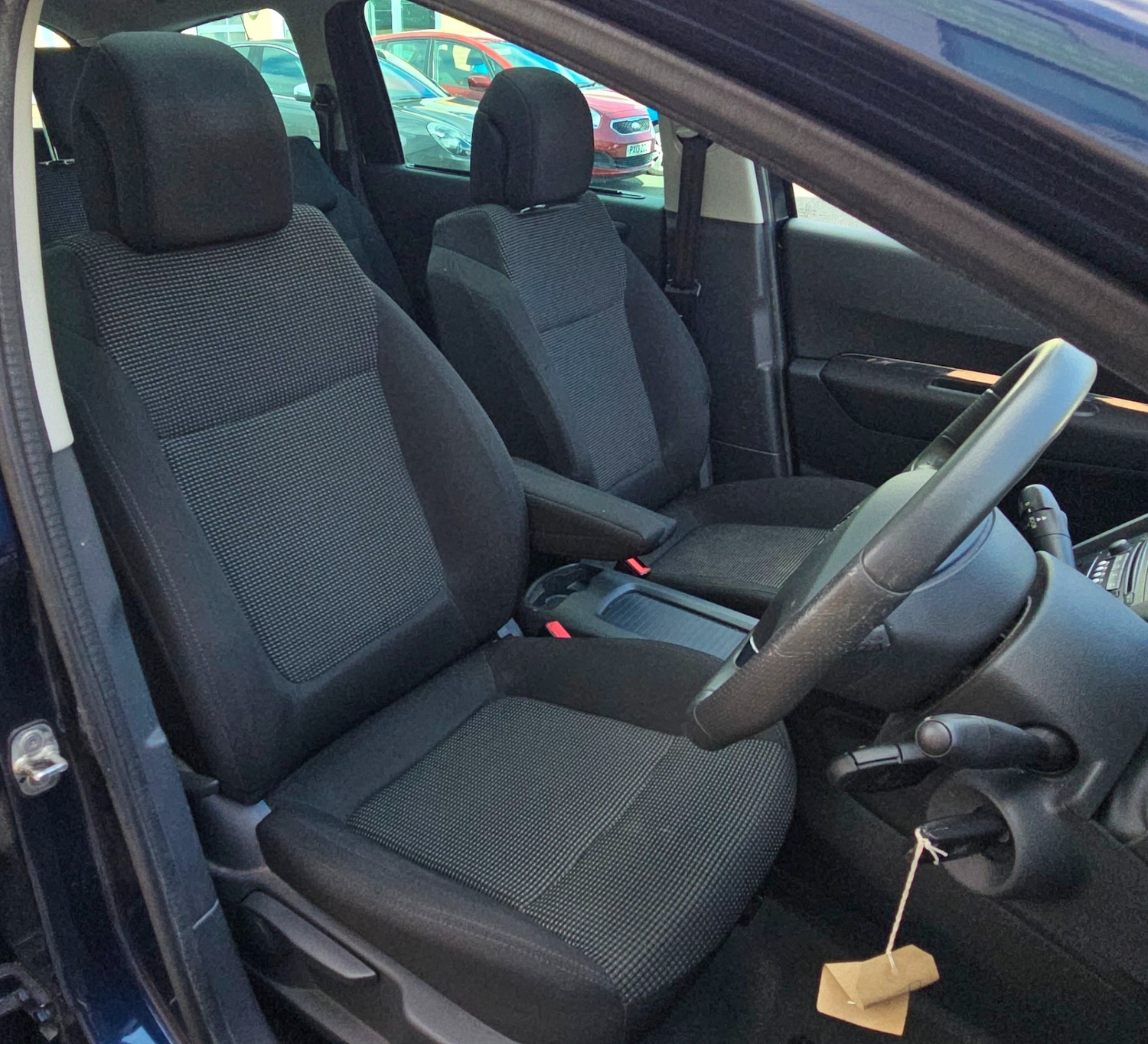 Used Peugeot 5008 2010 for sale - 78055174: Photo 11