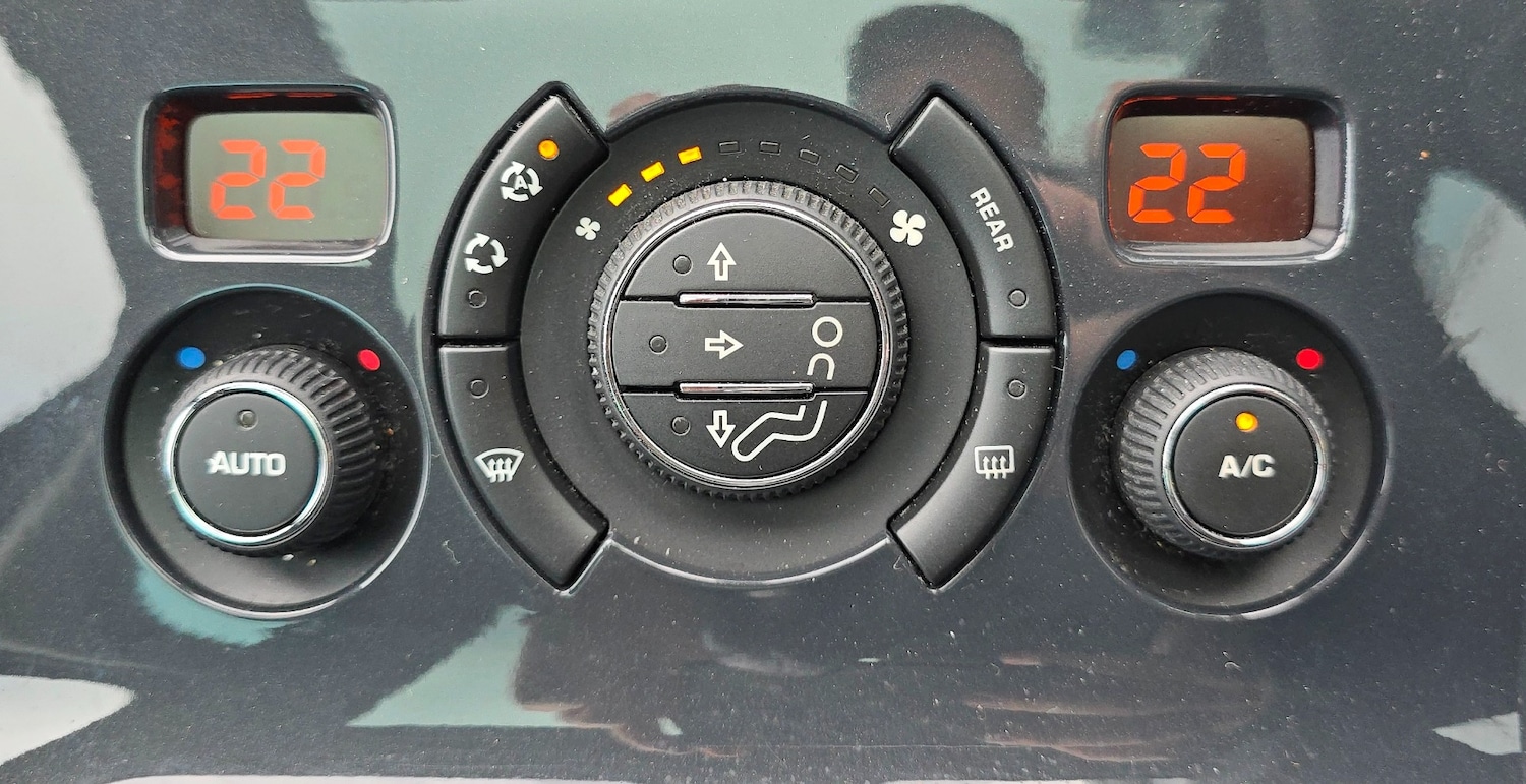 Used Peugeot 5008 2010 for sale - 78055174: Photo 18