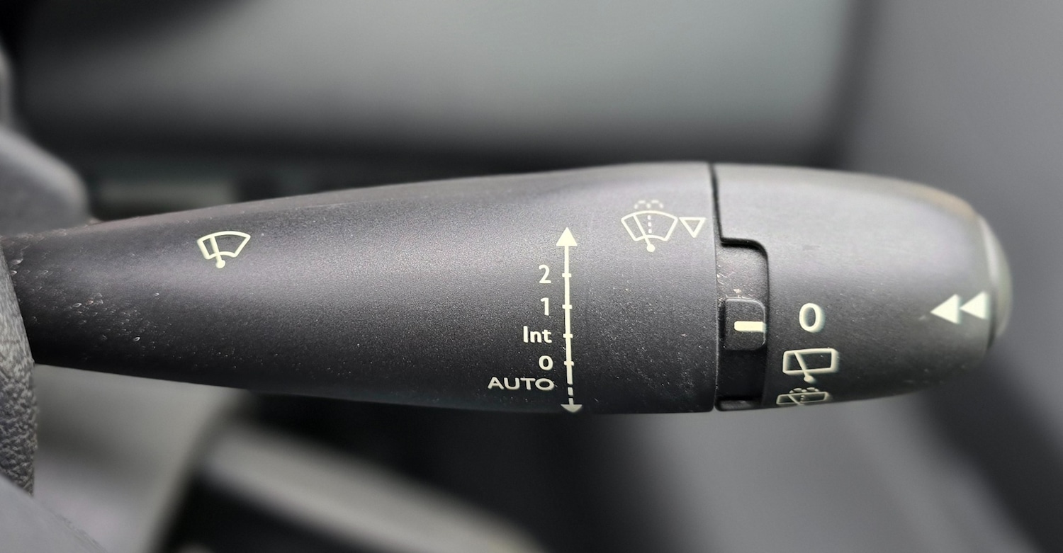 Used Peugeot 5008 2010 for sale - 78055174: Photo 21