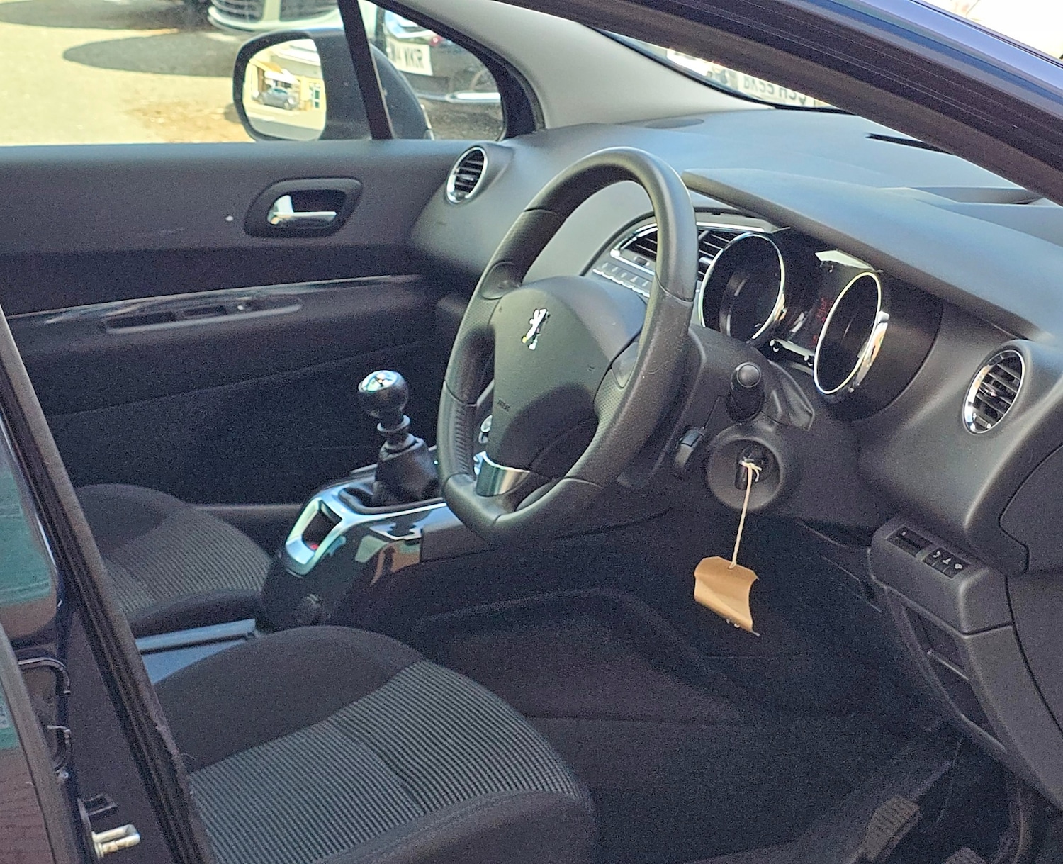 Used Peugeot 5008 2010 for sale - 78055174: Photo 9