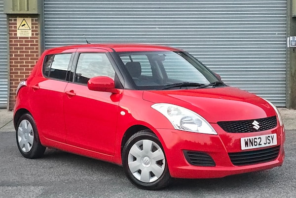 Used Suzuki Swift 2012 for sale - 76011872: Photo 1