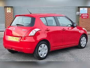 Used Suzuki Swift 2012 for sale - 76011872: Photo 3