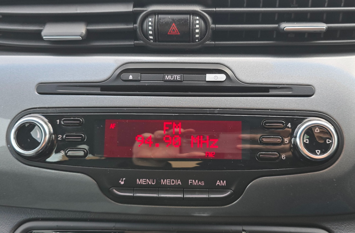 Used Alfa Romeo Giulietta 2011 for sale - 77540576: Photo 11