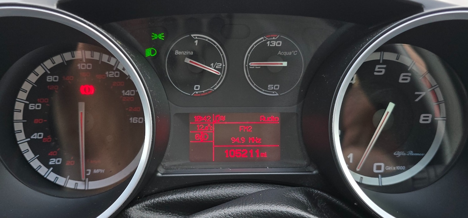 Used Alfa Romeo Giulietta 2011 for sale - 77540576: Photo 17