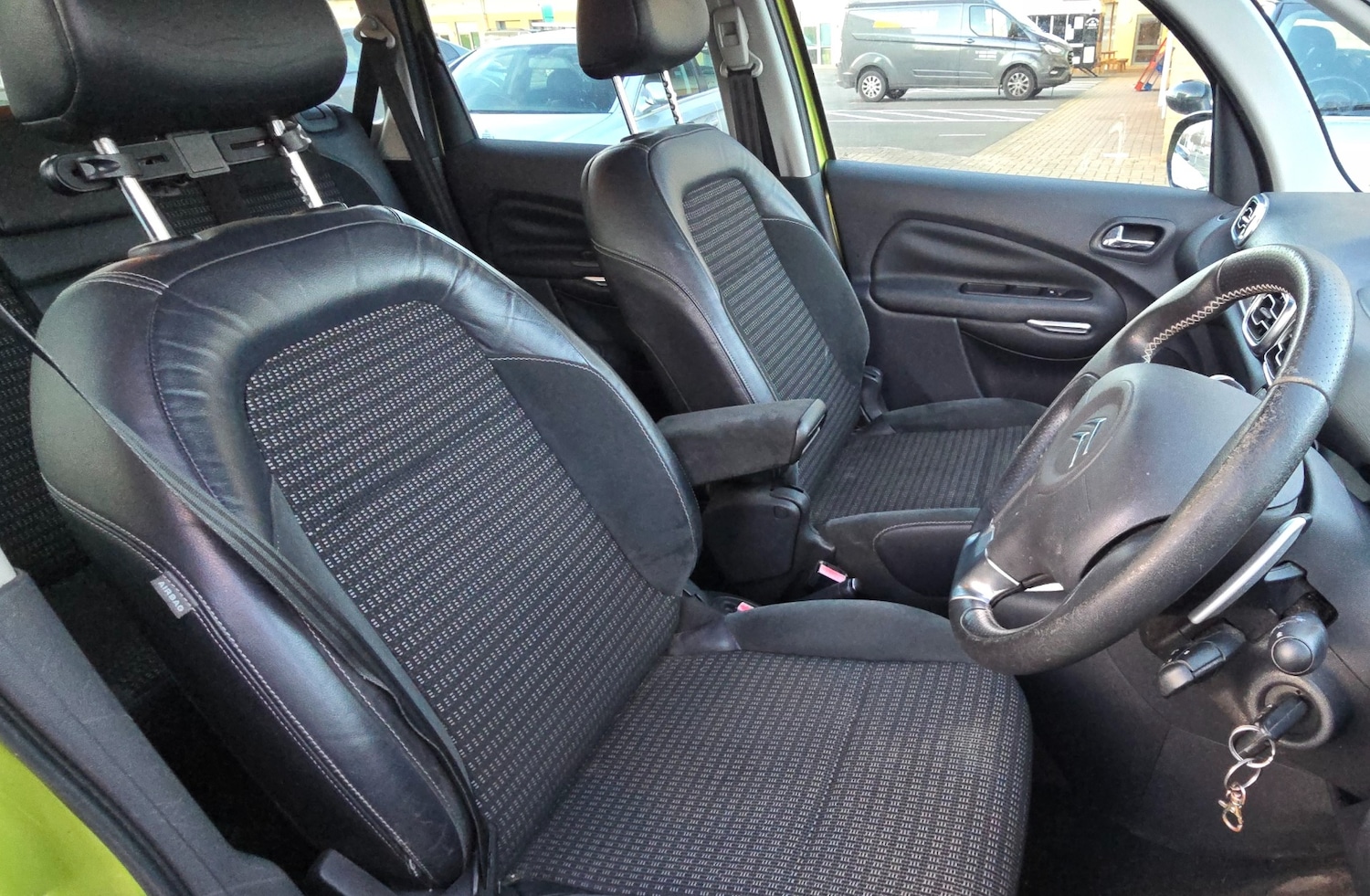 Used Citroen C3 Picasso 2012 for sale - 76758063: Photo 12