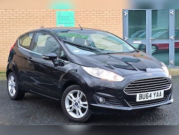2014 (64) - 1.25 82 Zetec 3dr