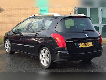 Used Peugeot 308 2011 for sale - 77540110: Photo