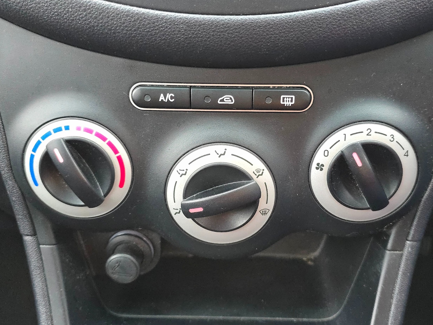 Used Hyundai i10 2008 for sale - 76314062: Photo 15