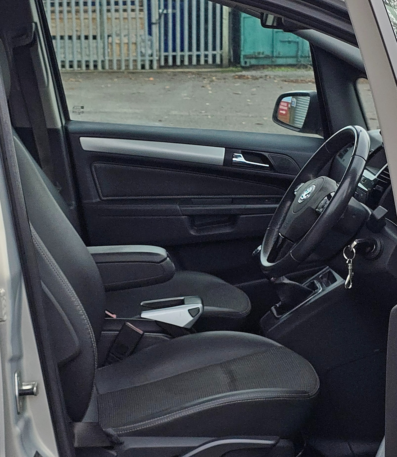 Used Vauxhall Zafira 2009 for sale - 76525942: Photo 10