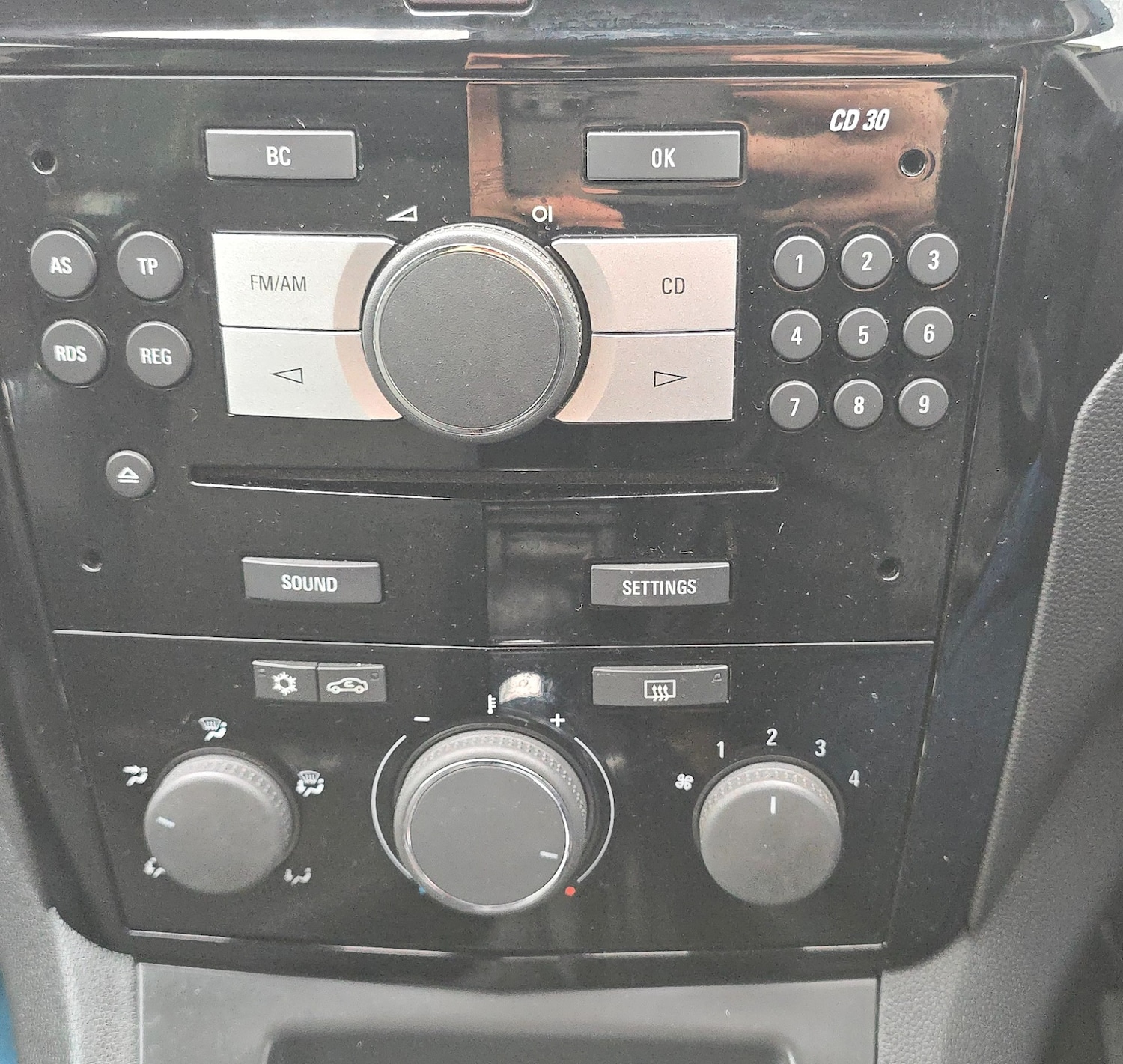 Used Vauxhall Zafira 2009 for sale - 76525942: Photo 18