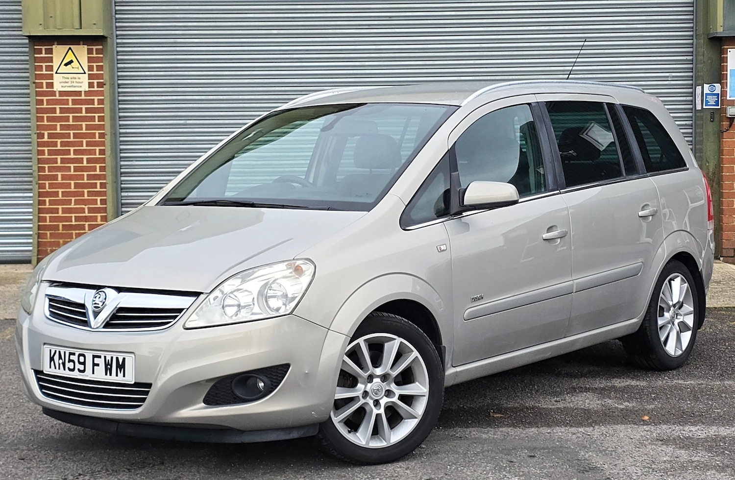 Used Vauxhall Zafira 2009 for sale - 76525942: Photo 2