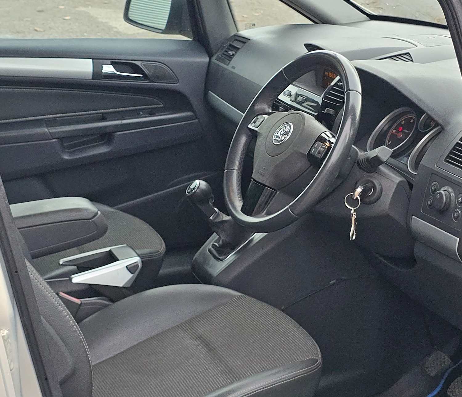 Used Vauxhall Zafira 2009 for sale - 76525942: Photo 9