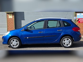 Used Renault Clio 2009 for sale - 75748432: Photo