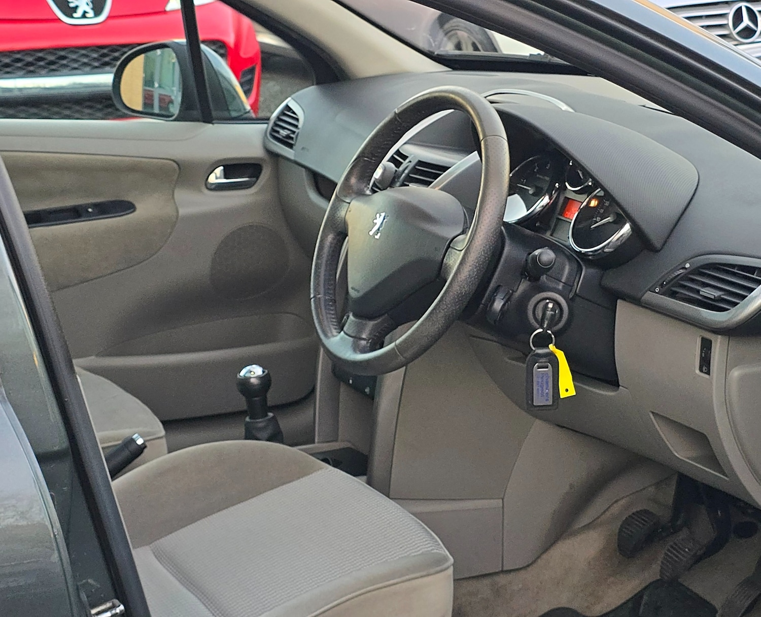 Used Peugeot 207 2006 for sale - 76653746: Photo 9