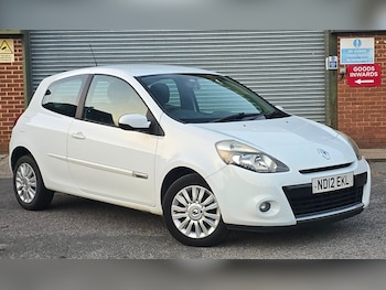 Used Renault Clio 2012 for sale - 76250751: Photo