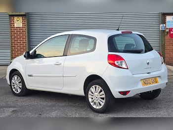 Used Renault Clio 2012 for sale - 76250751: Photo