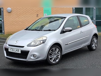 Used Renault Clio 2011 for sale - 77240747: Photo