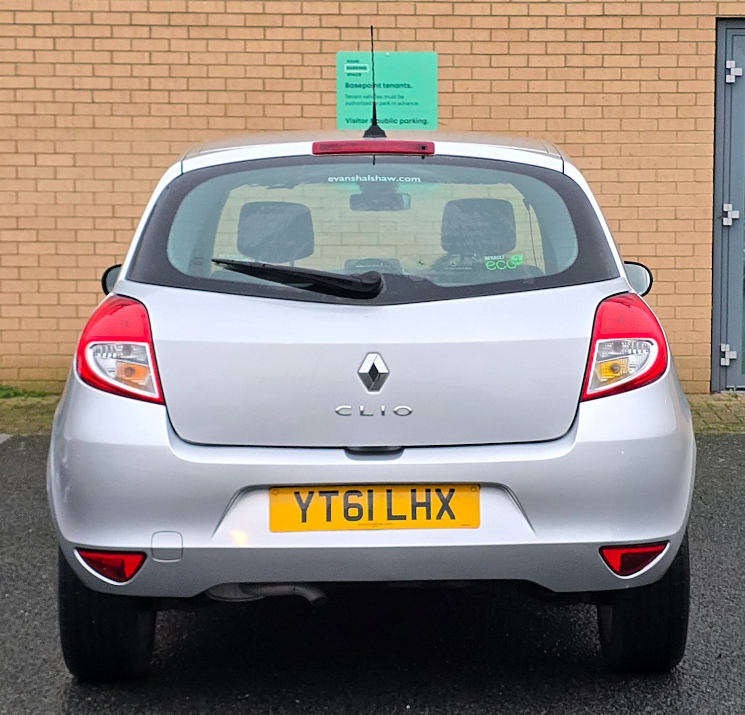 Used Renault Clio 2011 for sale - 77240747: Photo 8