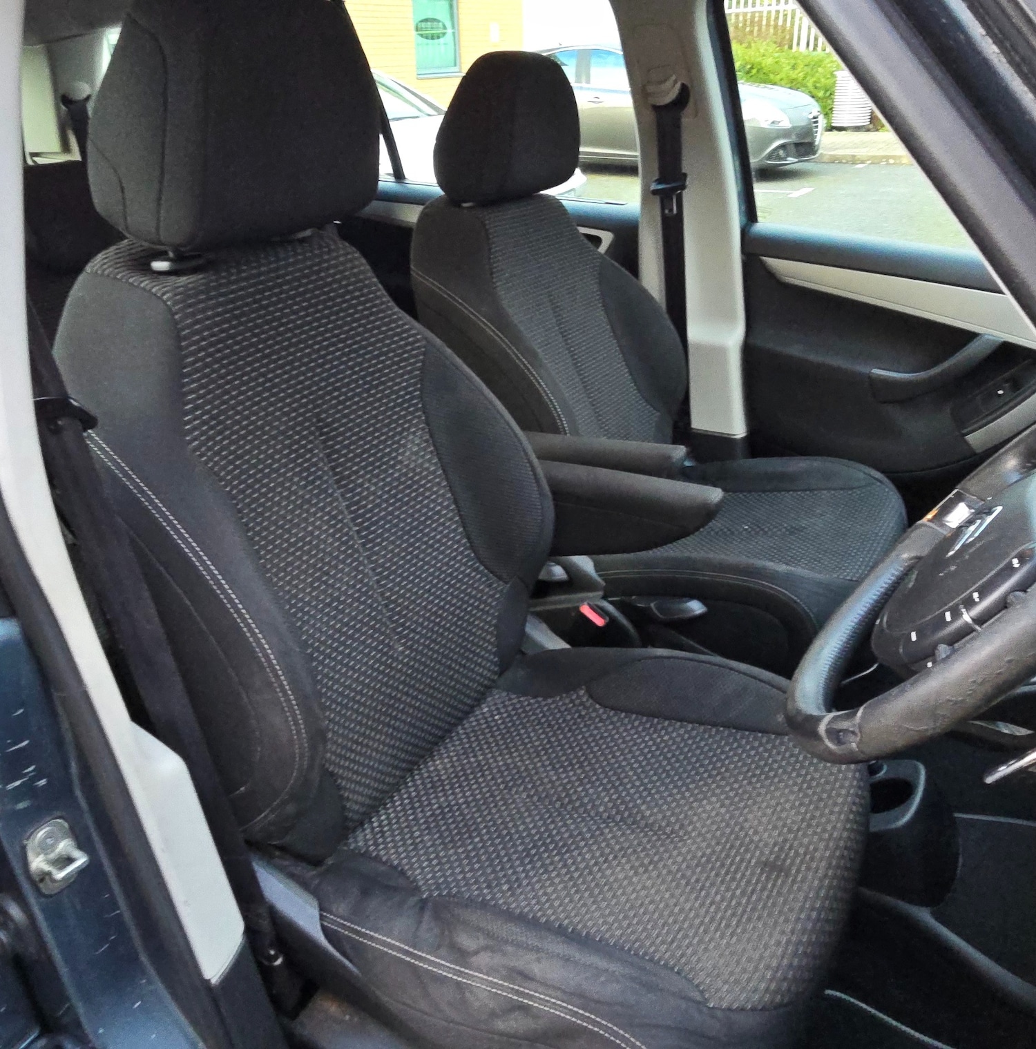 Used Citroen Grand C4 Picasso 2011 for sale - 77572496: Photo 11