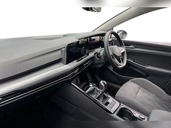 Used Volkswagen Golf 2023 for sale - 78392483: Photo