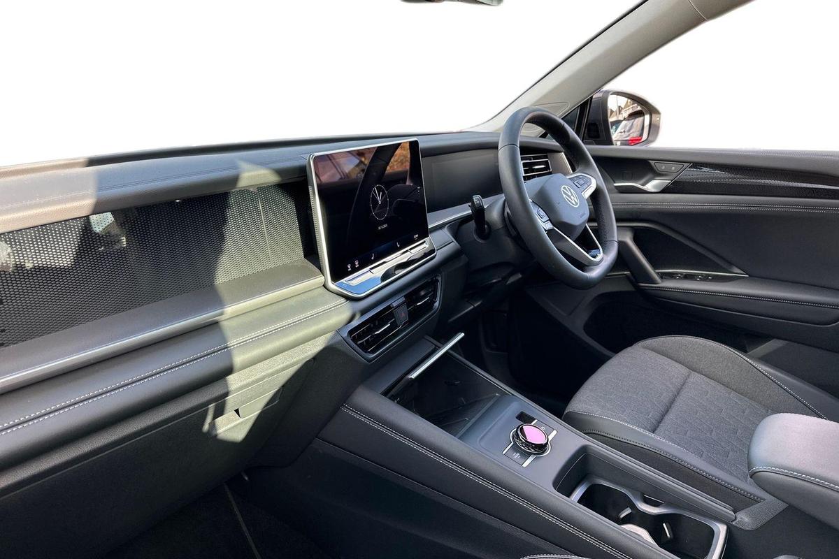 Used Volkswagen Touran 2025 for sale - 76876155: Photo 2