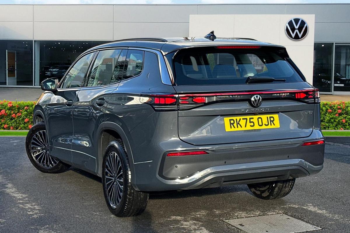 Used Volkswagen Touran 2025 for sale - 76876155: Photo 3