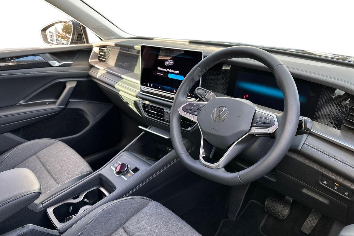 Used Volkswagen Touran 2025 for sale - 76876155: Photo 6