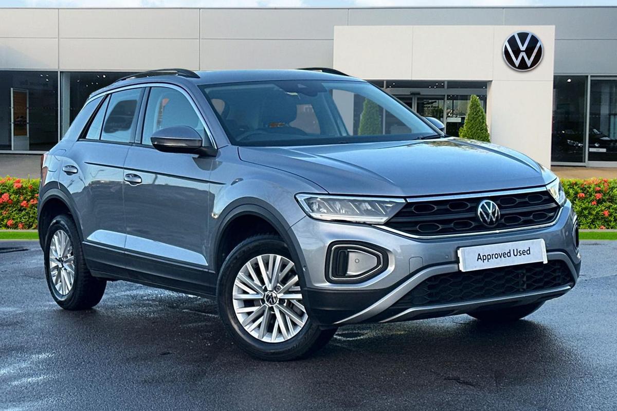 Used Volkswagen T-Roc 2023 for sale - 77542303: Photo 1