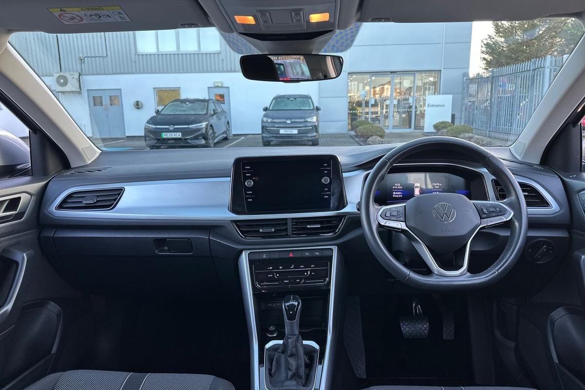 Used Volkswagen T-Roc 2023 for sale - 77542303: Photo 10