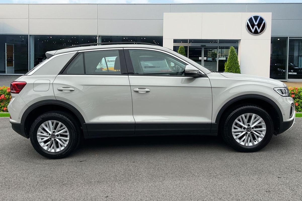 Used Volkswagen T-Roc 2022 for sale - 76674010: Photo 4