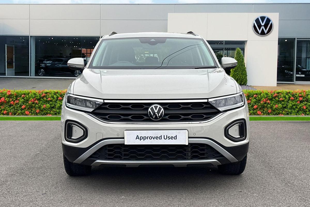Used Volkswagen T-Roc 2022 for sale - 76674010: Photo 8