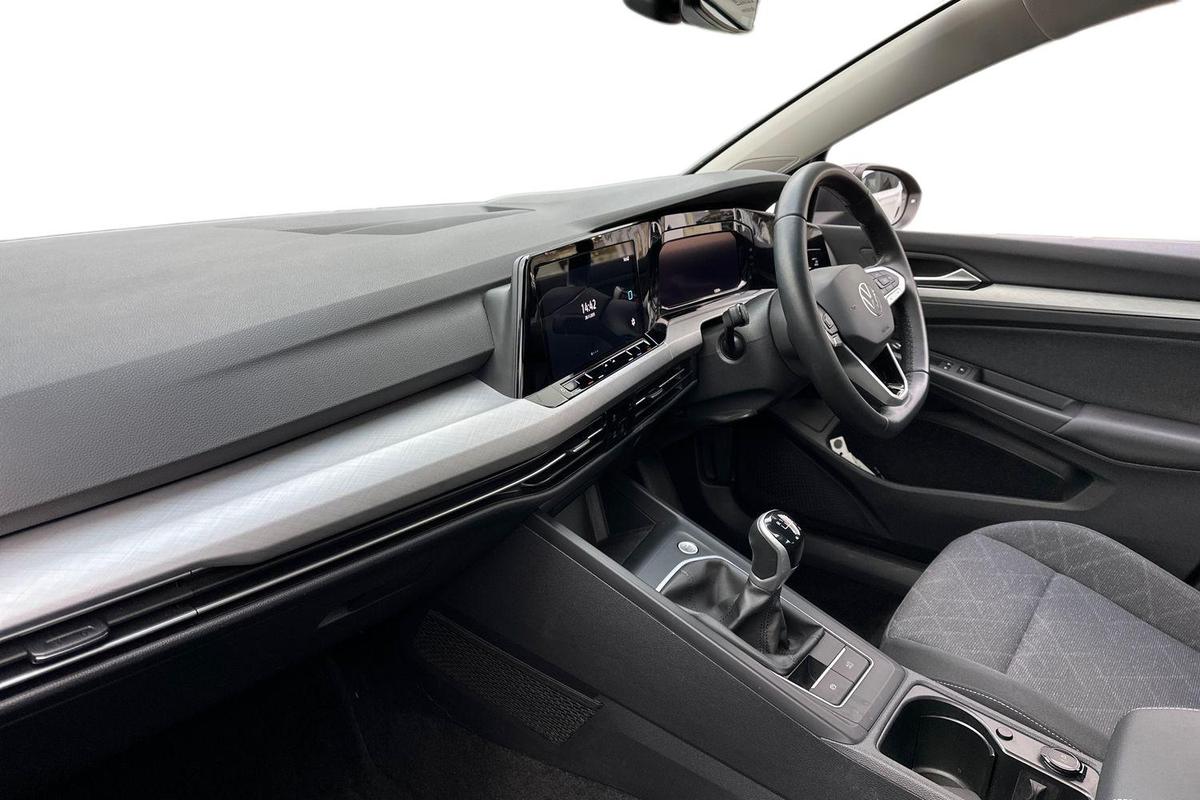 Used Volkswagen Golf 2023 for sale - 76675554: Photo 2