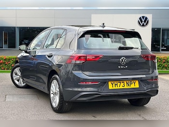 Used Volkswagen Golf 2023 for sale - 76675554: Photo