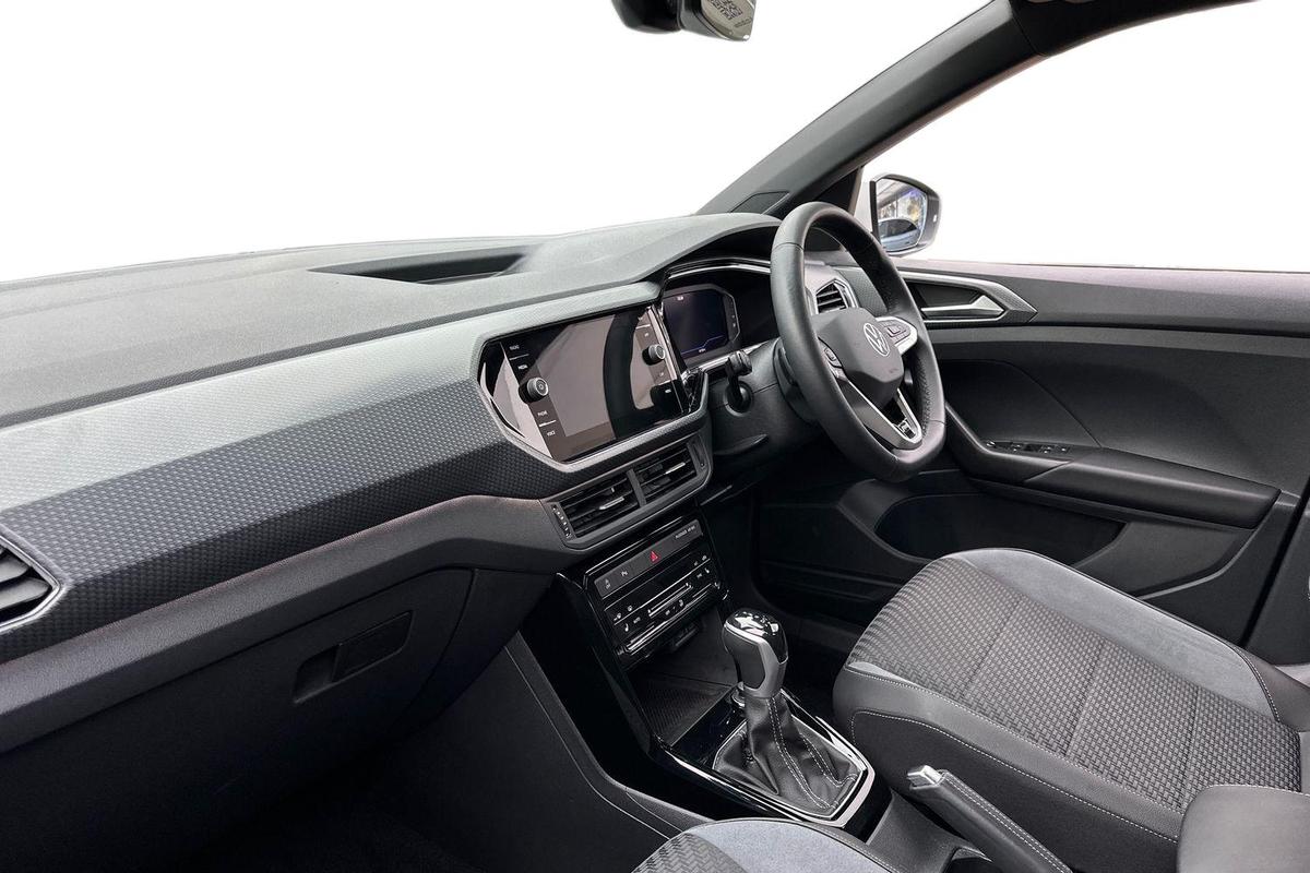 Used Volkswagen T-Cross 2022 for sale - 76675325: Photo 2