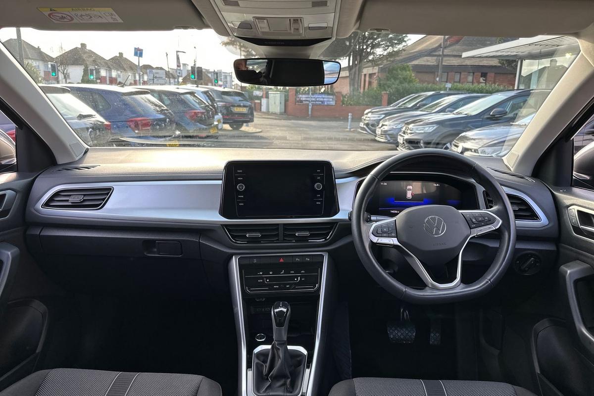 Used Volkswagen T-Roc 2022 for sale - 76674205: Photo 10