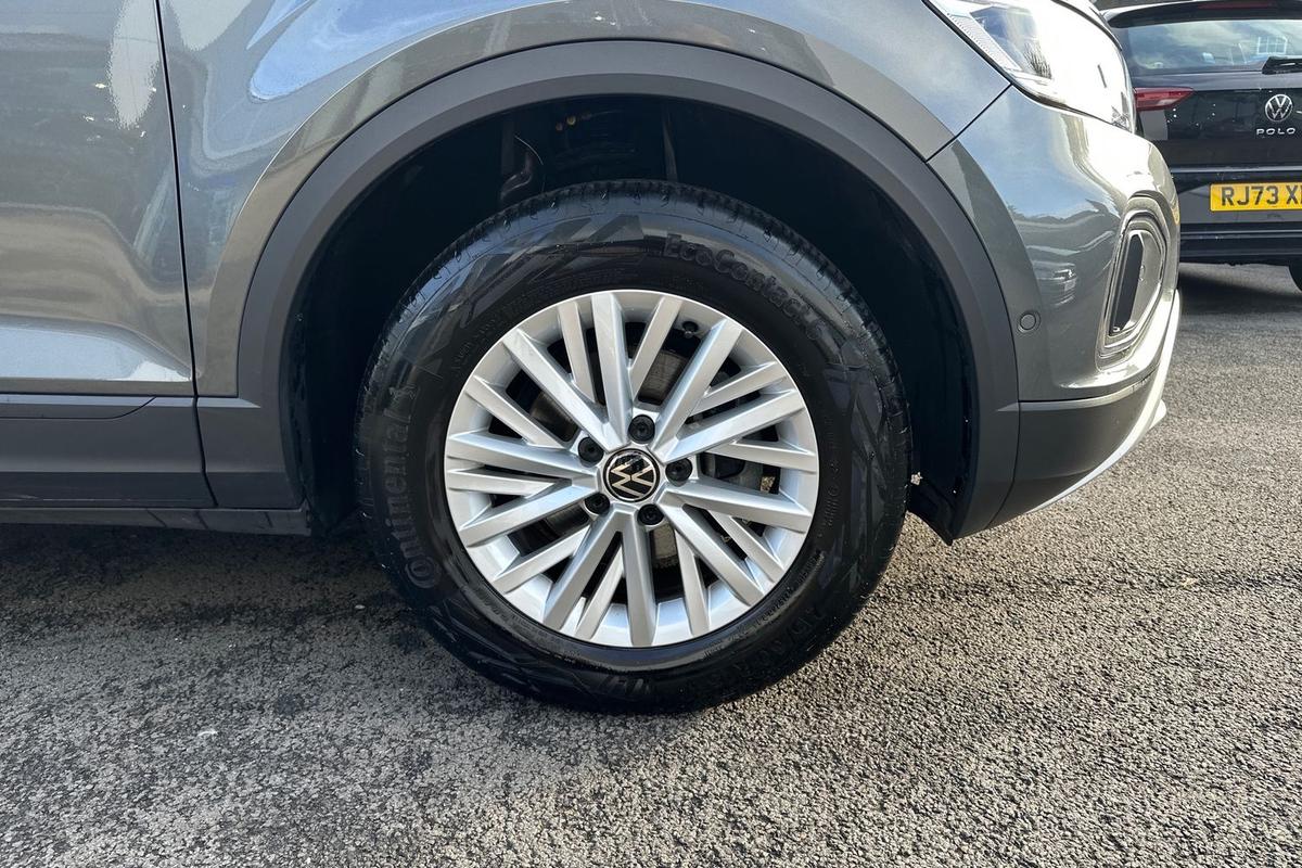 Used Volkswagen T-Roc 2022 for sale - 76674205: Photo 5