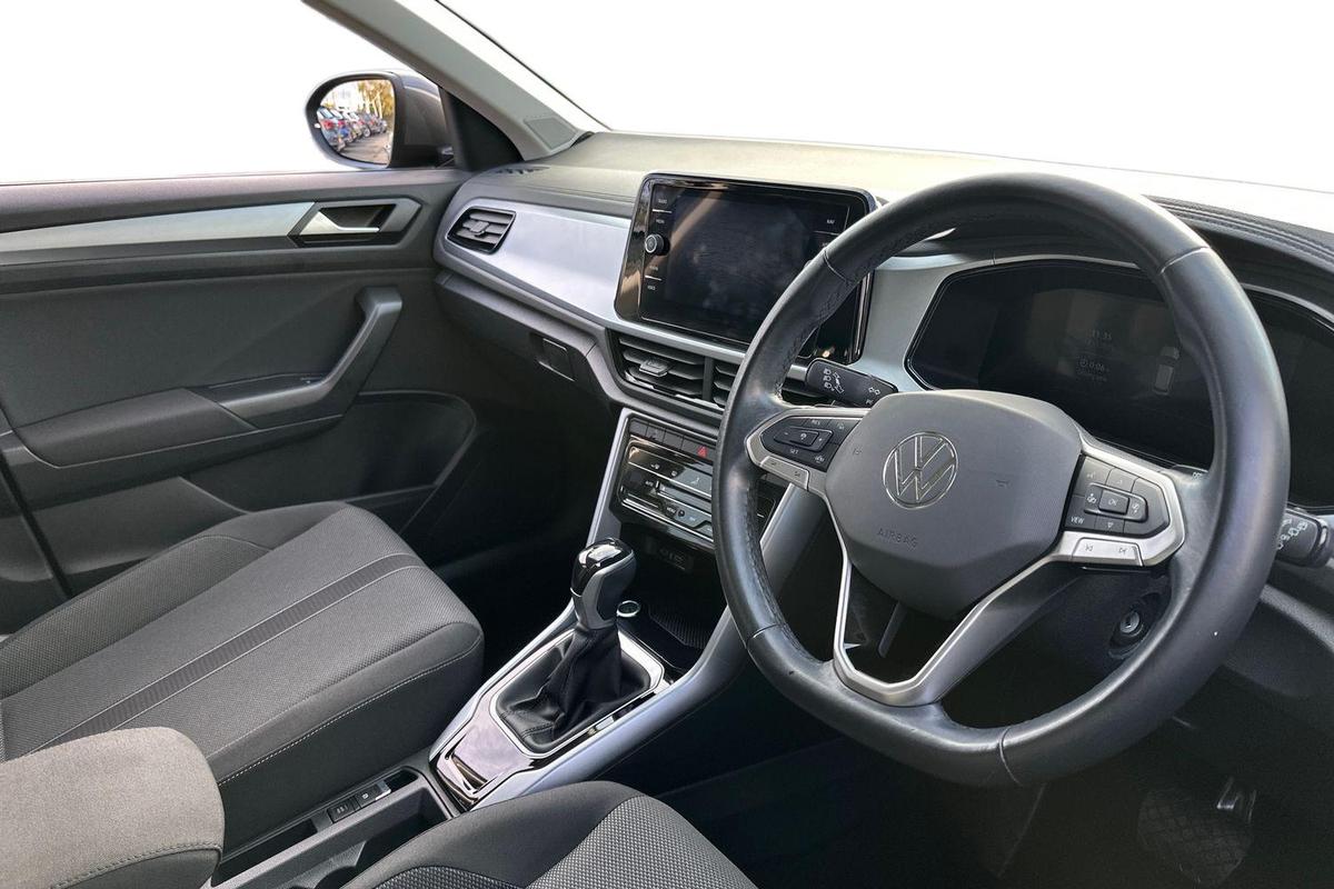 Used Volkswagen T-Roc 2022 for sale - 76674205: Photo 6