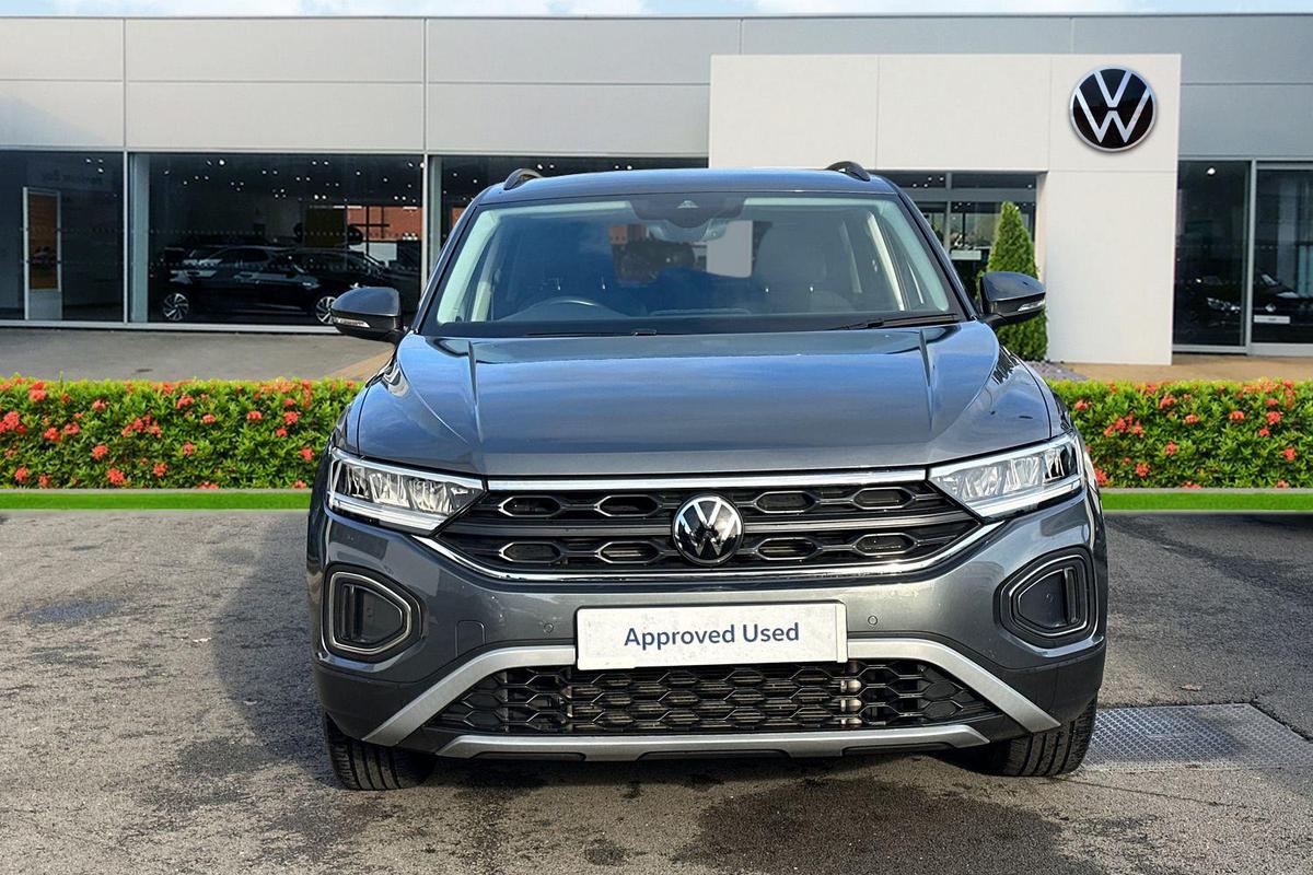 Used Volkswagen T-Roc 2022 for sale - 76674205: Photo 8