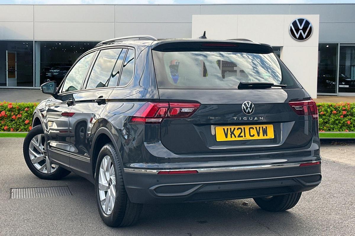 Used Volkswagen Tiguan 2021 for sale - 76681392: Photo 3
