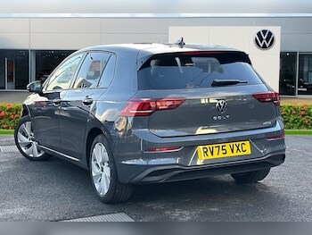 Used Volkswagen Golf 2025 for sale - 77542373: Photo