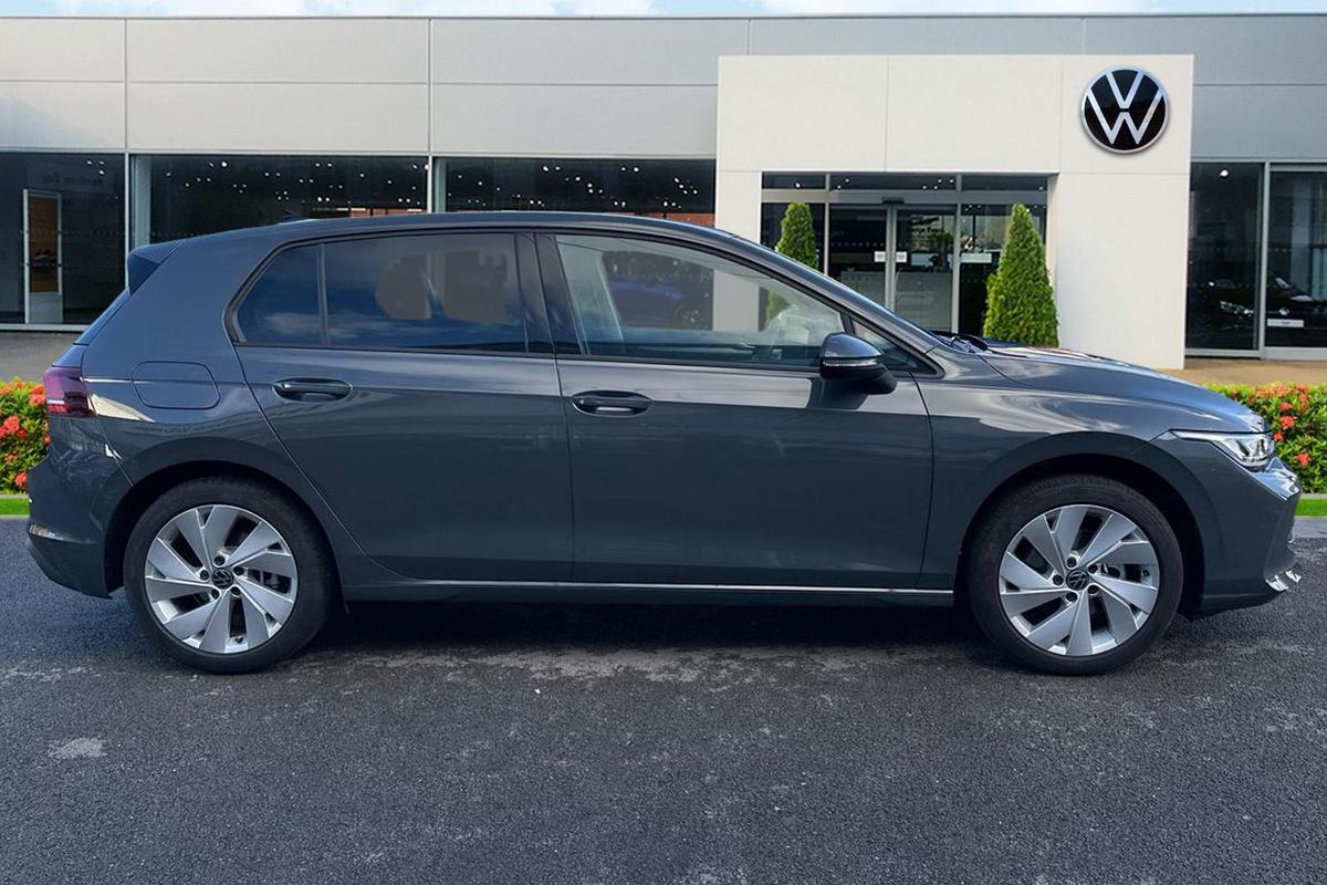 Used Volkswagen Golf 2025 for sale - 77542373: Photo 4