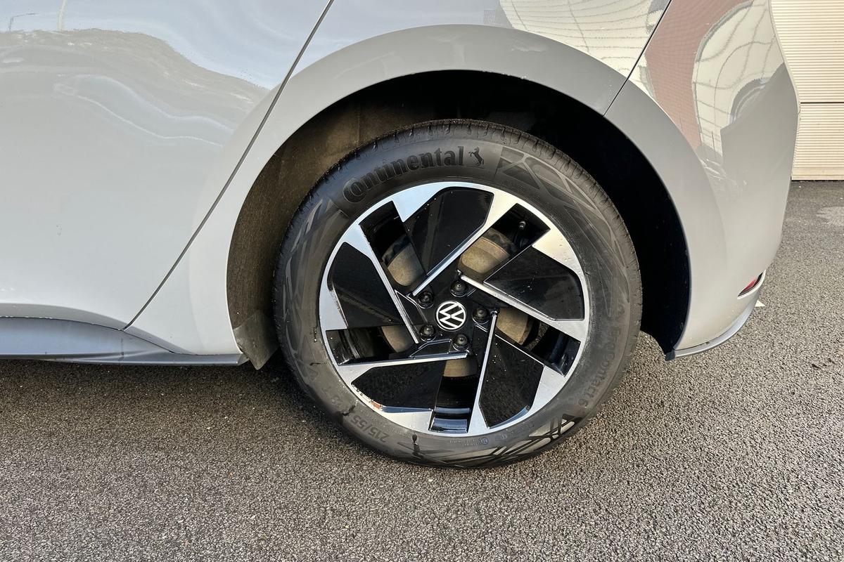 Used Volkswagen ID.3 2023 for sale - 77542249: Photo 5