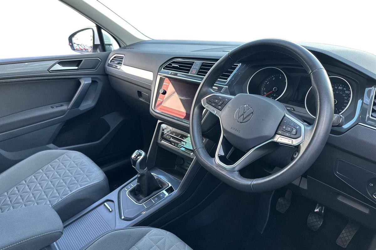 Used Volkswagen Tiguan 2024 for sale - 76678838: Photo 6