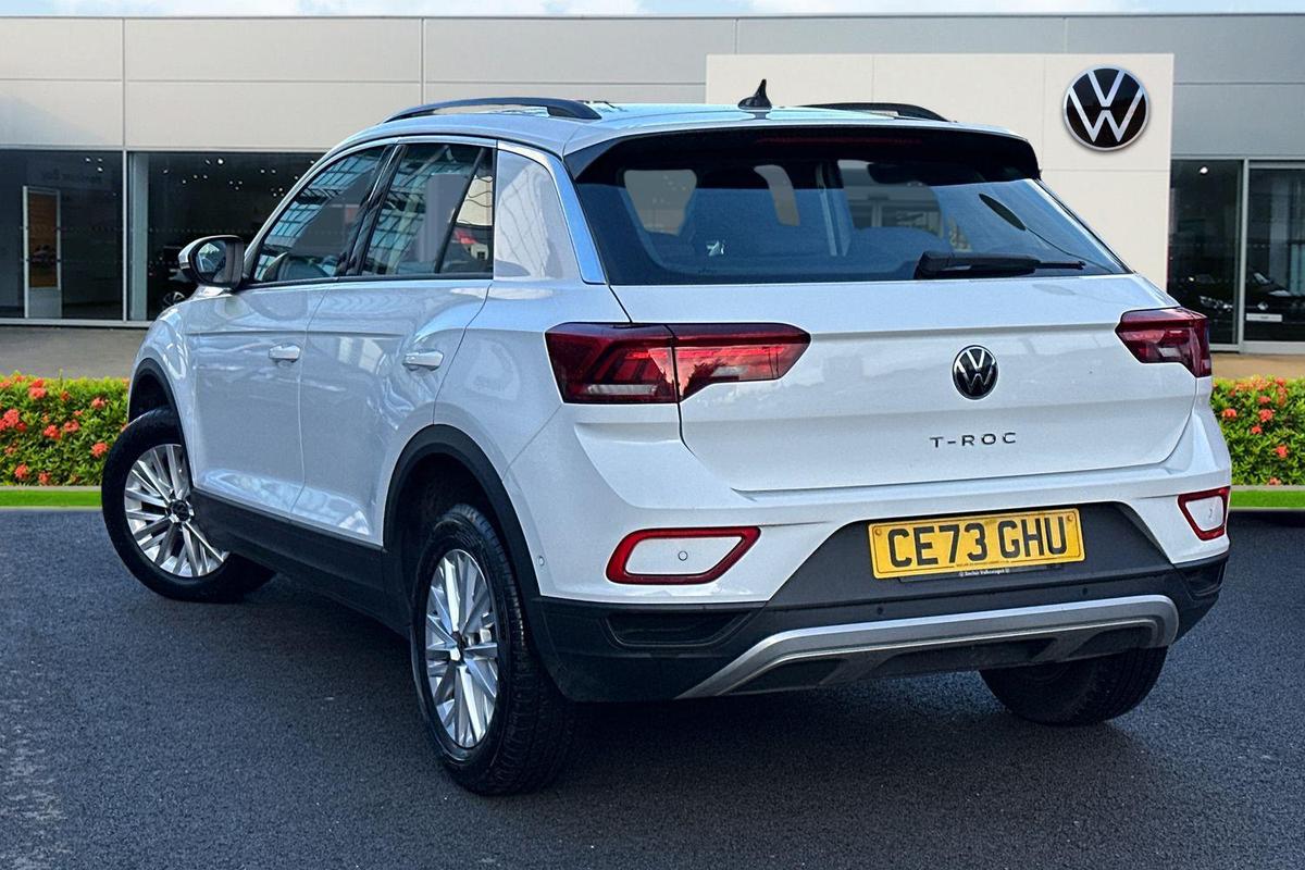 Used Volkswagen T-Roc 2023 for sale - 77542301: Photo 3