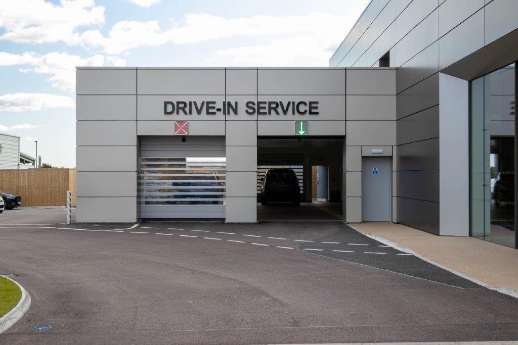 Used Land Rover Discovery 2023 for sale - 76868660: Photo 19