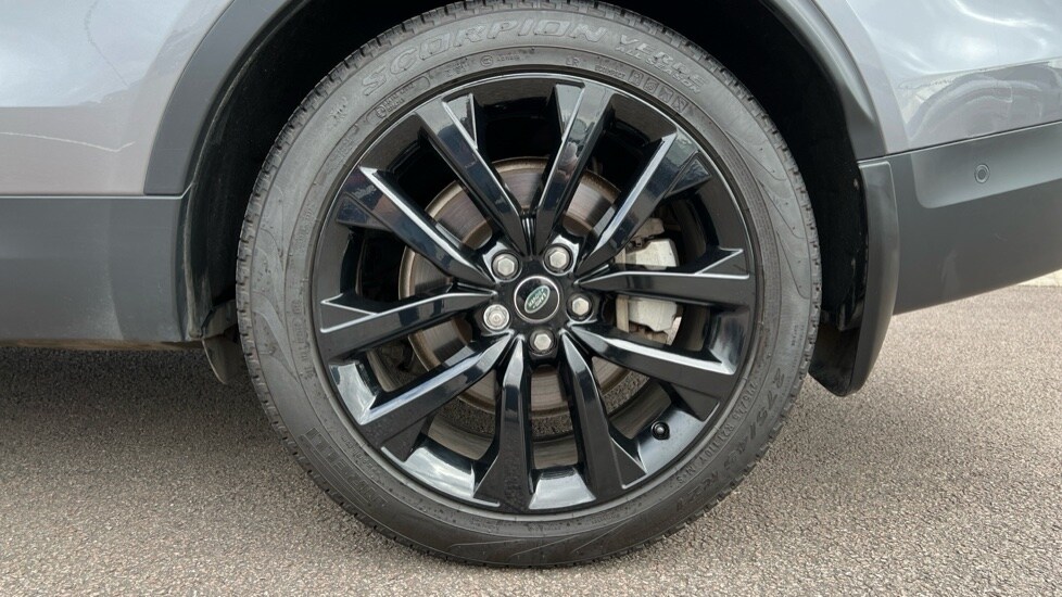 Used Land Rover Discovery 2023 for sale - 76868660: Photo 33