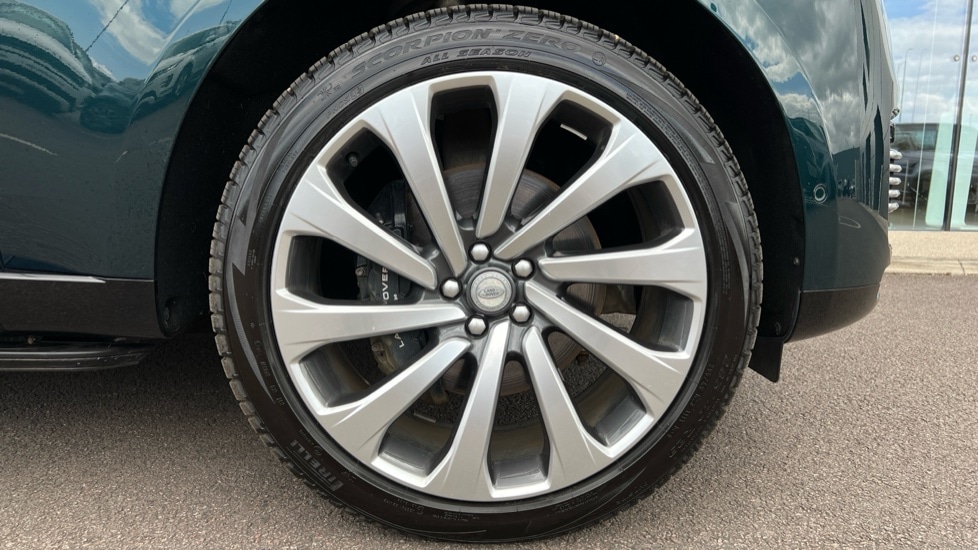 Used Land Rover Range Rover 2023 for sale - 76580088: Photo 8