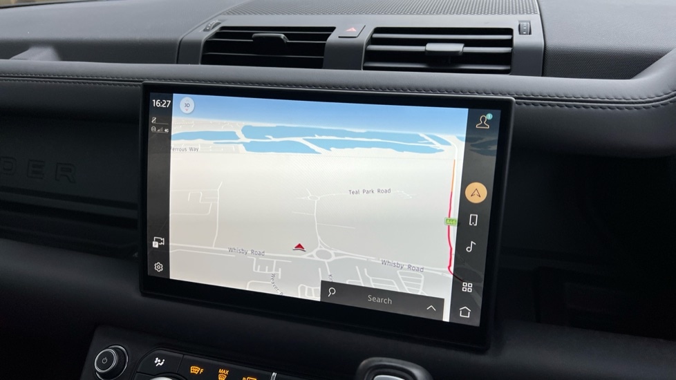 Used Land Rover Defender 2025 for sale - 76441942: Photo 11