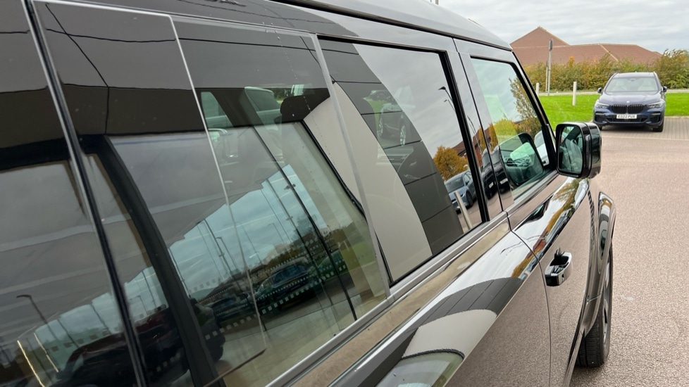 Used Land Rover Defender 2025 for sale - 76441942: Photo 37